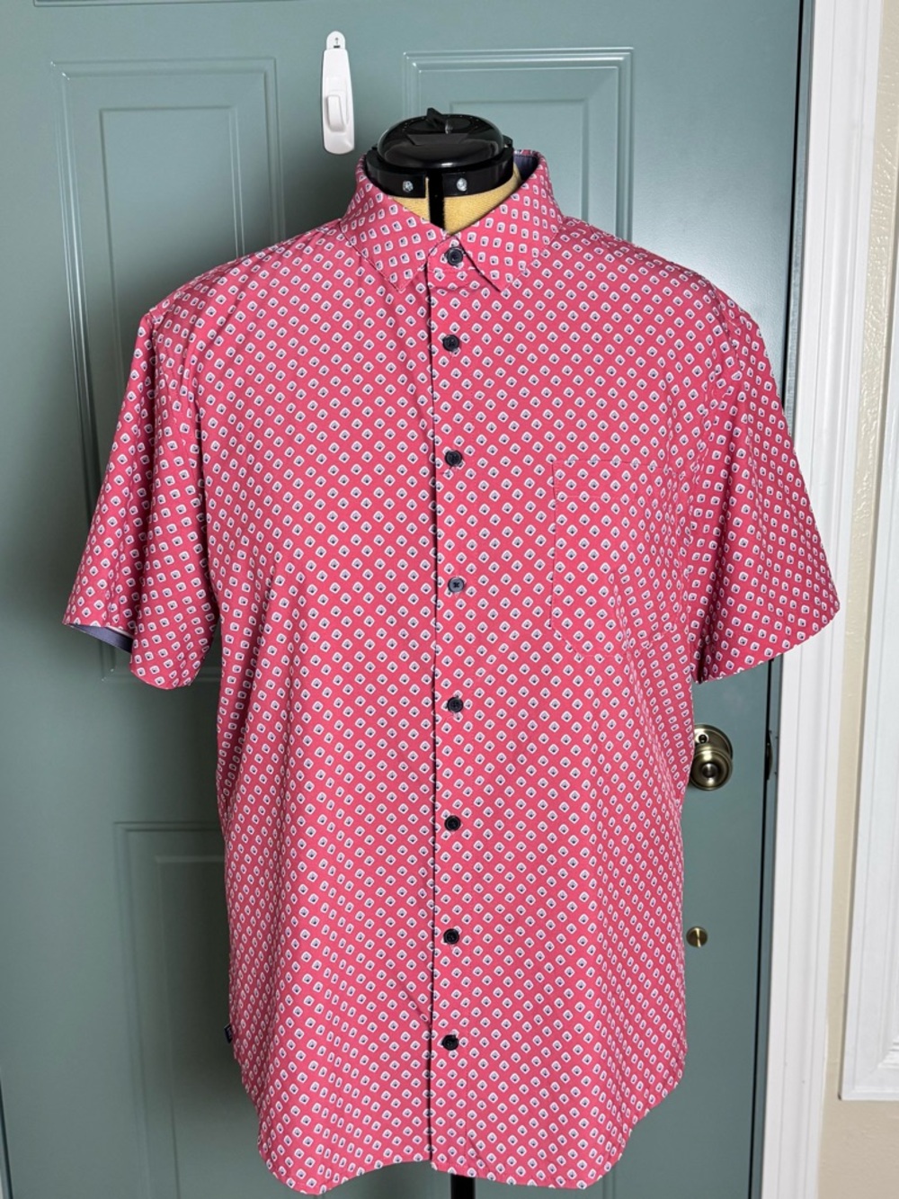 Mizzen+Main Leeward XL Trim Pink Geometric Performance Shirt Stretch Button Up